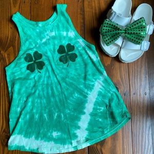 ☘️ Shamrocks Tie-Dye Girls Tank Top ☘️